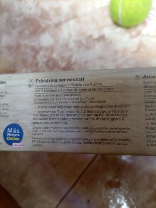 Gimnasio de actividades de madera para bebé
