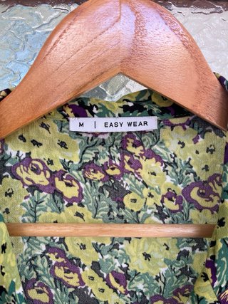 Blusa verde estampada floral talla M