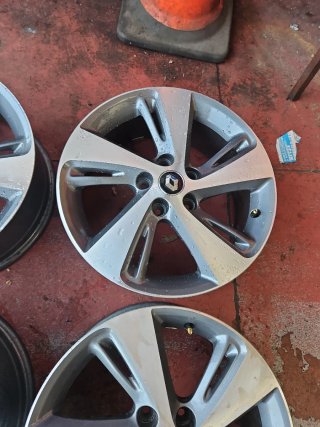 Llantas Renault 17 Pulgadas