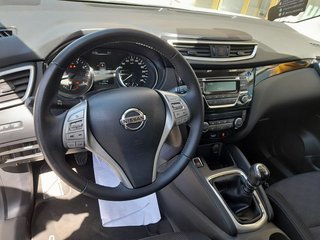 Nissan Qashqai 1.6i DIGT ACENTA 4X2