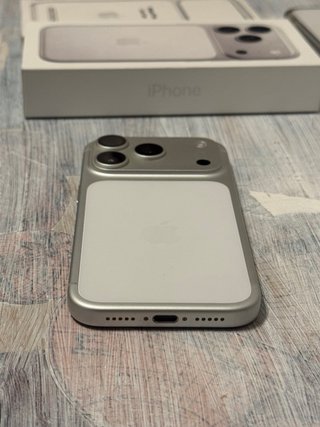 iPhone 17 Pro 256GB + Funda MagSafe Original