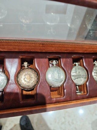 Relojes de bolsillo y Estuche 6 Relojes de Bolsill