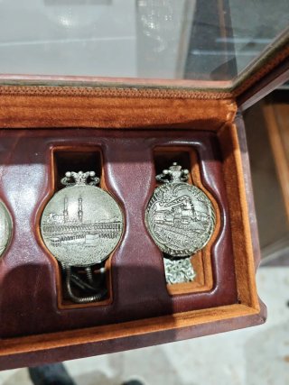 Relojes de bolsillo y Estuche 6 Relojes de Bolsill