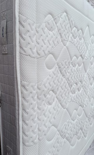 Colchon 150x195 Pikolin firme liquidación Expo