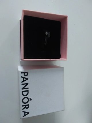 Anillo Pandora Negro y Plateado