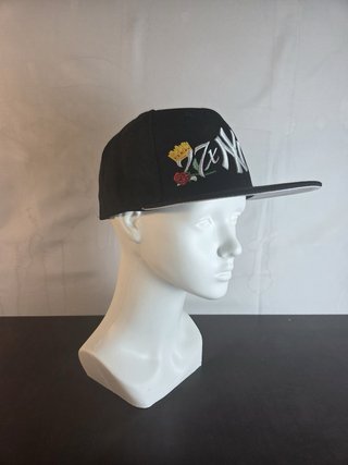 Gorra New Era NY Negra Flores