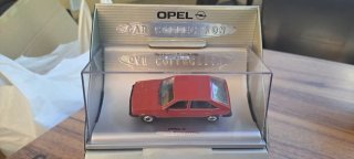 Opel Kadett D 1984 Schuco Rojo 1:43
