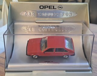 Opel Kadett D 1984 Schuco Rojo 1:43