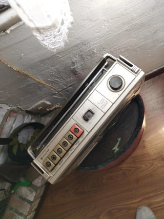Radiocassette Vintage Sanyo M 2555-2K (Años 80)