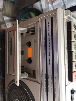 Radiocassette Vintage Sanyo M 2555-2K (Años 80)