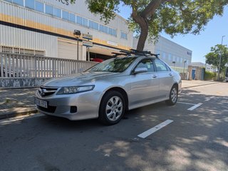 Honda Accord 2006 diesel, pegatina B