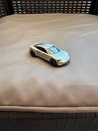 Porsche Taycan Turbo S Zamac Hot Wheels