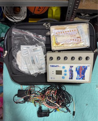 Maquina Fisioterapia Agujas con corrientes.