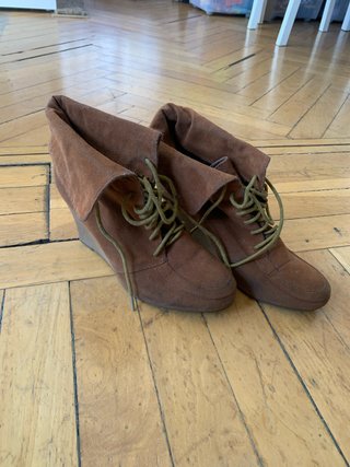 Botines cuña marrones talla 39