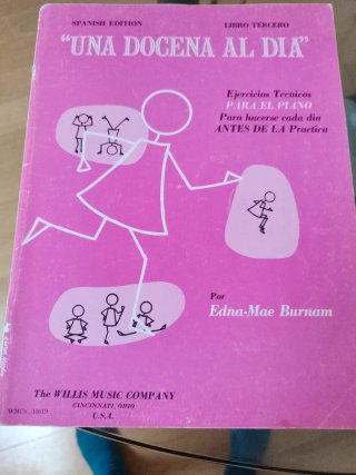 Libro de Piano Una Docena al Día