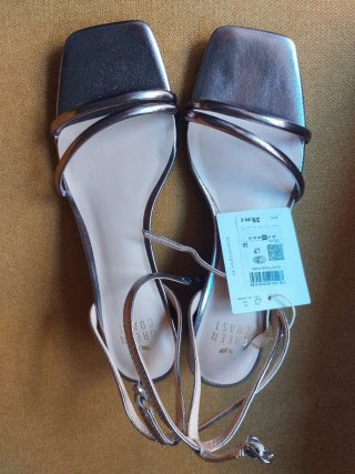 Sandalias Green Coast plateadas tacón mujer