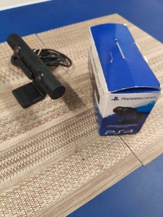 Cámara PS4 Sony en Caja