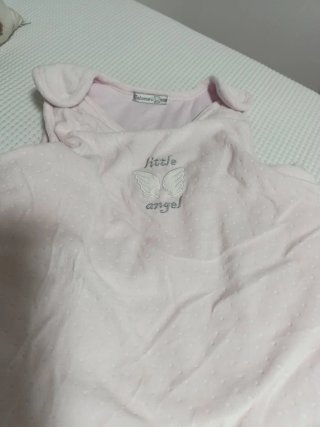Saco dormir bebé blanco. Marca Calamaro