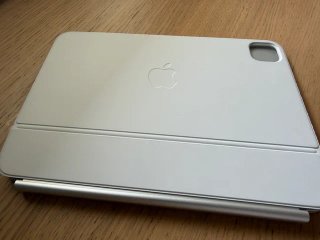 Magic Keyboard iPad Pro 11 Plata