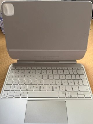 Magic Keyboard iPad Pro 11 Plata