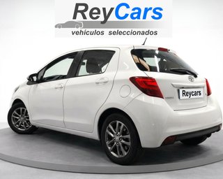 Toyota Yaris *único dueño*