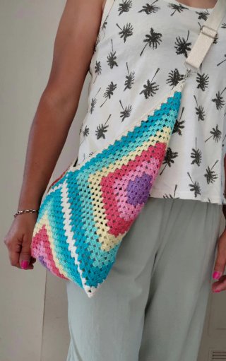 Bolso de crochet multicolor