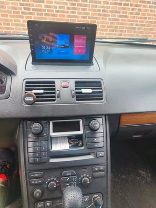 Volvo XC90 2004
