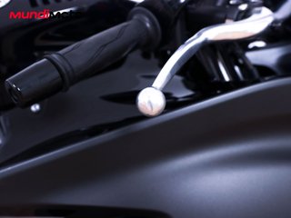 YAMAHA R7