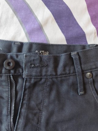 Pantalones cortos G-Star RAW azules.