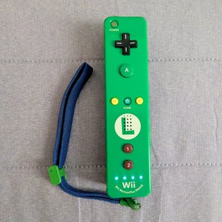 Mando Original Wii Edición Luigi (Motion Plus)