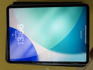 iPad Pro 11 3ª Gen + Teclado Apple