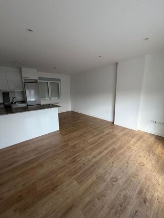 Piso en alquiler en Os Mallos - San Cristóbal en Coruña (A)