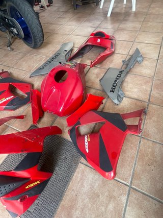 Carenado Honda CBR 600 RR 2004 Rojo y Gris