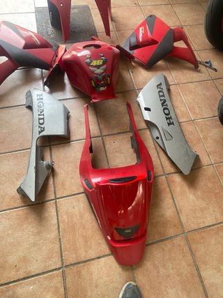 Carenado Honda CBR 600 RR 2004 Rojo y Gris