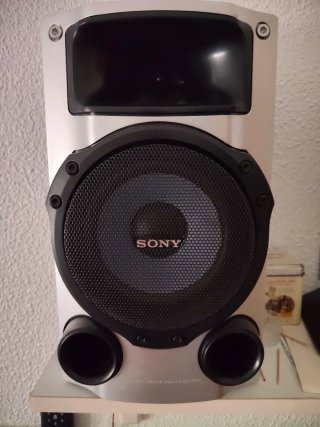 Minicadena Sony Doble Cassette Triple CD MP3