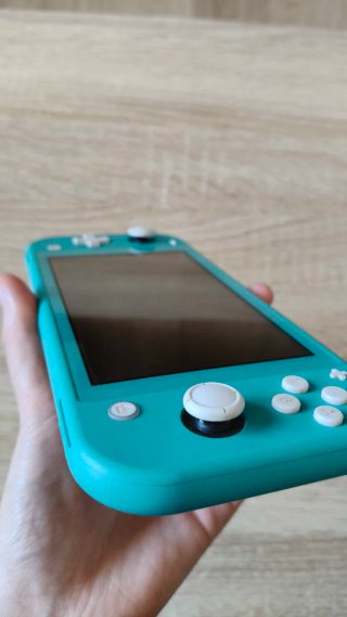 Nintendo Switch Lite Turquesa + Pokémon Espada