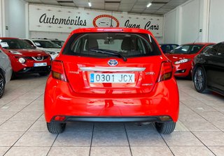 Toyota Yaris Hybrid Active 2014