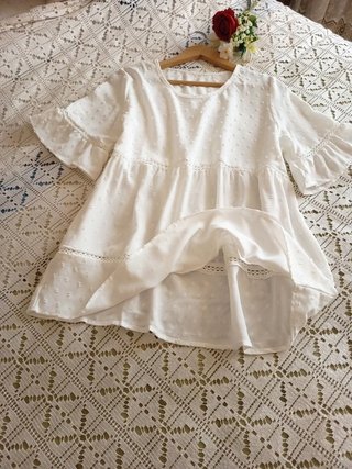 Blusa Blanca Elegante con Guipur Talla L