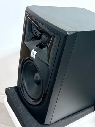 JBL 305P mkii Monitor de Estudio