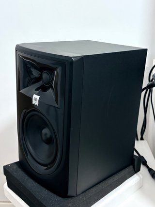 JBL 305P mkii Monitor de Estudio