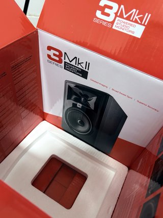 JBL 305P mkii Monitor de Estudio