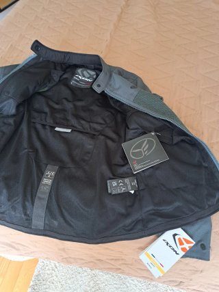 Chaqueta moto mujer verde