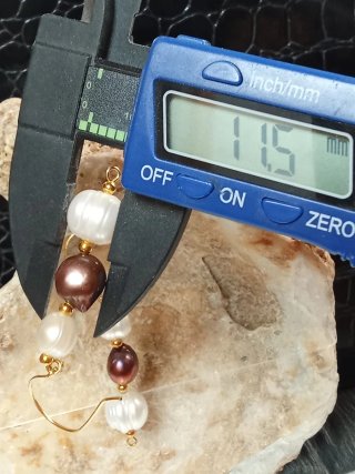 Pendientes Perlas Barrocas ChocolateOro agua dulce