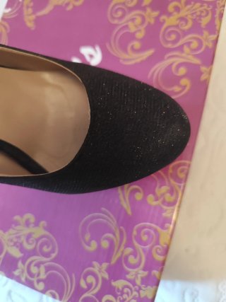 Zapatos de tacón negros talla 39