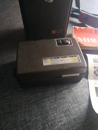 Kodak Instamatic M12 Cámara  filmadora Analógica