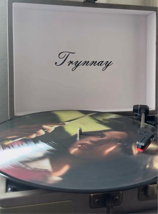 You seem pretty say for be a girl so in love Vinil