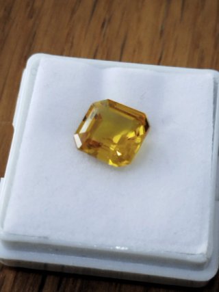Zafiro Amarillo 3.55 Ct Certificado AGL