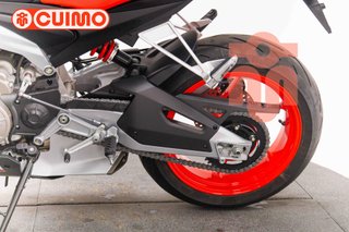 APRILIA TUONO 660