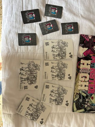 Puzzle Monster High cuadro con cartelitos