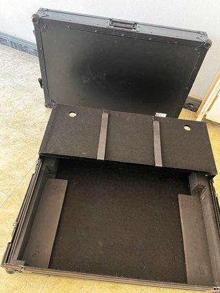 Maletín Rígido  Compatible mesa Pionner XDJ-RX